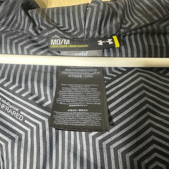 Under Armour Storm Cold Gear Infrared Jacket Size Medium Loose Fit Winter Jacket - Picture 8 of 10